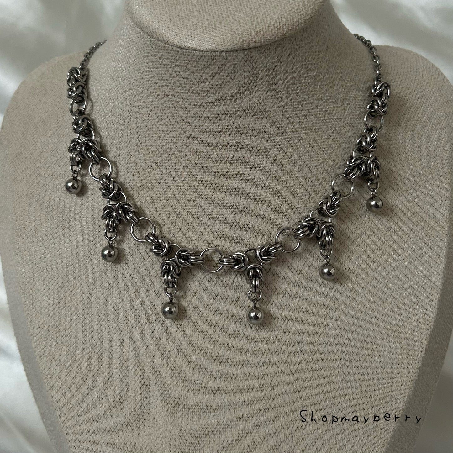 Aria necklace
